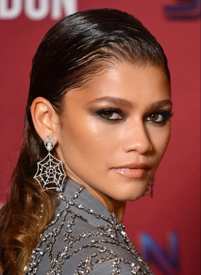 Zendaya’s Statement Earrings: Red Carpet Jewelry That Inspires