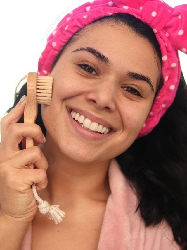 The Benefits of Dry Brushing: A Celebrity Favorite for Smooth Skin