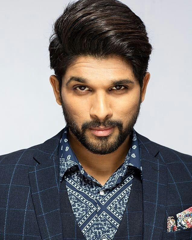 Puffed Side-Parted Look